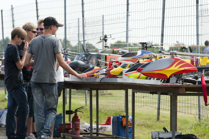 Heli-10-825